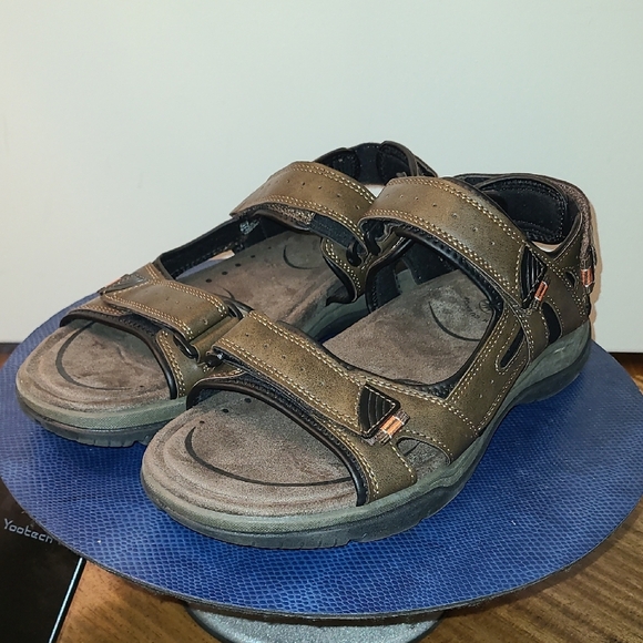 Earth Spirit Sandals Mens 8 Archer Gelron Cushion Straps...